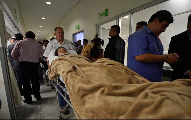 Entre los viajeros lesionados hay nueve con quemaduras. EFE/F. Soto