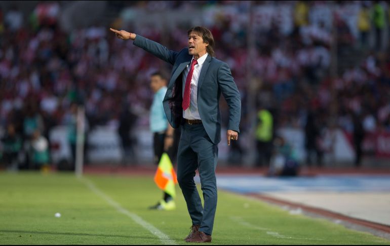 En menos de tres años Almeyda ganó cinco títulos co Chivas, que alinea sólo jugadores mexianos. MEXSPORT/ARCHVIO