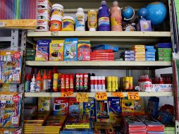 Los consumidores tienen la libertad de adquirir útiles escolares, uniformes, libros y cualquier material para el ciclo escolar, con el proveedor de su preferencia. EL INFORMADOR / ARCHIVO