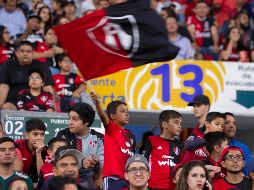 Esta práctica ya ha impedido, en al menos dos ocasiones, que se registre un lleno total en el Estadio Jalisco. SUN/C. Zepeda