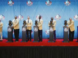 De izquierda a derecha, Bobby Beathard, Robert Brazile, Brian Urlacher, Randy Moss, Ray Lewis, Jerry Kramer y Brian Dawkins, los nuevos inquilinos del recinto de Canton. AFP/J. Robbins