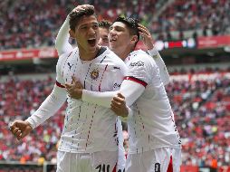 Zaldívar anotó los dos goles de Chivas ante Toluca. Mexsport / O. Aguilar