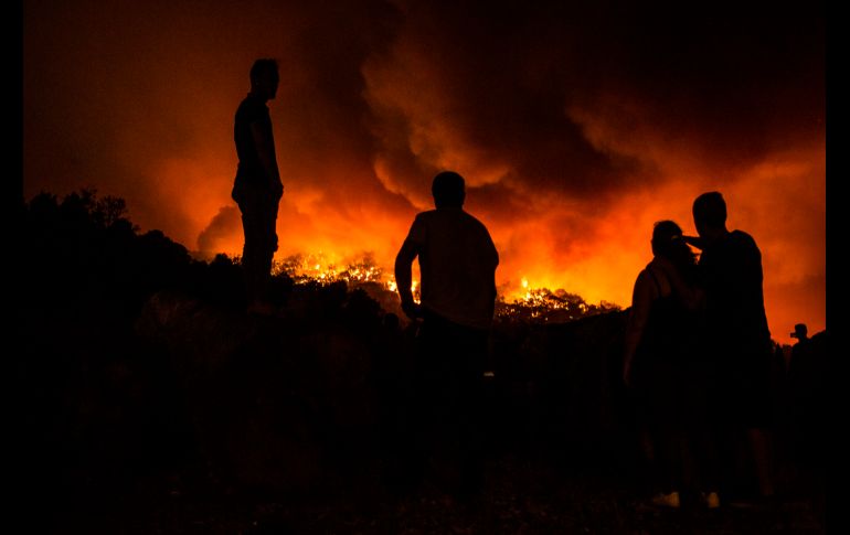 Algunas aldeas tuvieron que ser desalojadas ante el avance del fuego.