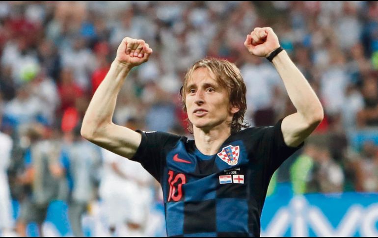 ¿Se va? Modric se podría reunir el miércoles con Florentino Pérez para salir del Madrid. AP/A. Grant