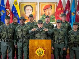El ministro de Defensa, Vladimir Padrino, se mostró dispuesto a respaldar al mandatario venezolano. EFE/M.  Gutiérrez