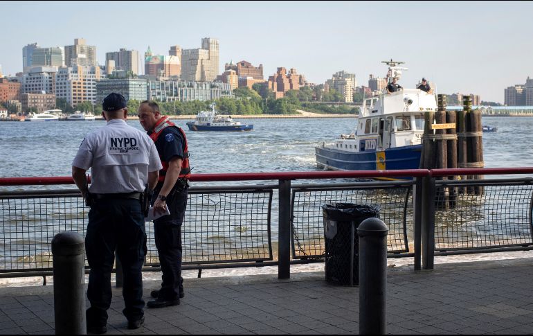 El lugar del hallazgo está cerca del South Seaport en el concurrido East River, un estuario de mareas sujeto a fuertes corrientes. AP / R. Bumsted