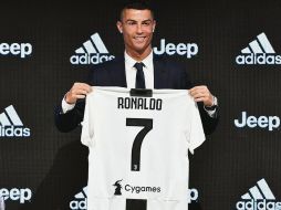 Cristiano Ronaldo debutará en la Serie A italiana con la Juve ante el Chievo el 18 de agosto. AP