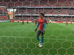 El técnico del Standard desmintió ayer lunes una posible salida de Ochoa. TWITTER/@Standard_RSCL