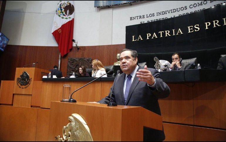 Larios (foto) afirma que la unión de estas voces no es ni un bloque o frente contra Anaya. TWITTER /  @LariosHector