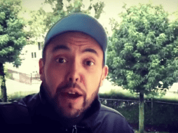 Clark causó gran revuelo hace algunas semanas cuando dijo que la homosexualidad era parte de su pasado y que había sanado. INSTAGRAM / mauricioesclarketo