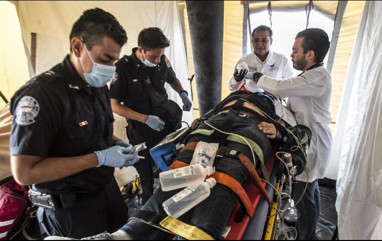 Al lugar llegan las autoridades quienes acordonan el sitio del percance y personal de la Fiscalía del Estado inicia las investigaciones del caso y el levantamiento de los cuerpos. EL INFORMADOR / ARCHIVO