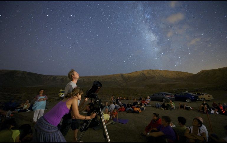 Se prevé que sea visible en México pero si las condiciones atmosféricas no son favorables será muy complicado poder apreciar este fenómeno. EFE / ARCHIVO