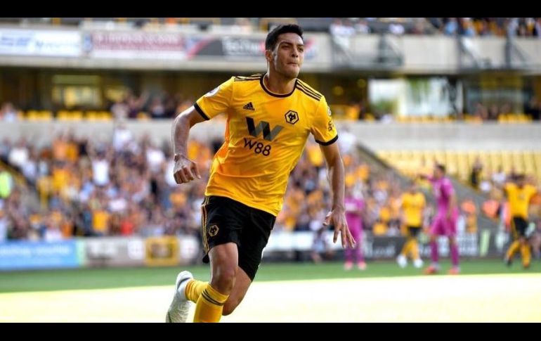 Raúl Jiménez ya jugó con su nuevo equipo, el Wolves, pero lo hizo en amistoso de pretemporada. TWITTER/@WolvesEspanol