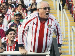 Reclamo. La desesperación por no ver ganar a su equipo en casa invade las tribunas del Estadio Akron. EL INFORMADOR/G. Gallo