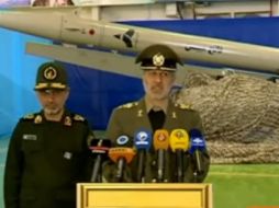 El ministro de Defensa, el general Amir Hatamí, encabezó la ceremonia de presentación. ESPECIAL