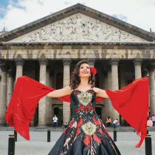 Lety López, muy unida a la familia Aguilar