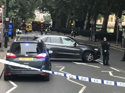 Las calles cercanas al lugar del choque fueron cerradas al tráfico en lo que se realizan las investigaciones correspondientes. AP/S. Lister