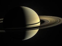 El sistema de anillos se extiende hasta 282 mil kilómetros desde el planeta. ESPECIAL / nasa.gov