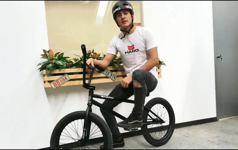 Emocionado. El rider nayarita mostrará su calidad en Guadalajara a partir del 24 de agosto. TWITTER/@netzer_parada