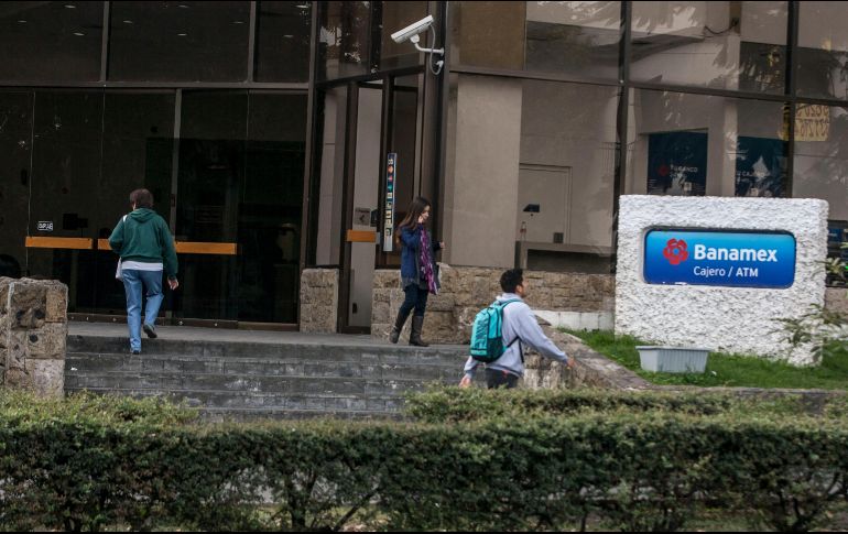 Los bancos grandes tienen por lo menos 100 millones de dólares de suma asegurada para ataque cibernético. EL INFORMADOR/Archivo