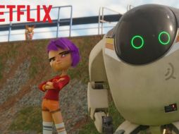 El filme cuenta la historia de una amistad entre una niña rebelde y un fugitivo robot de combate unidos por salvar al mundo. Youtube / NetflixLatinoamerica