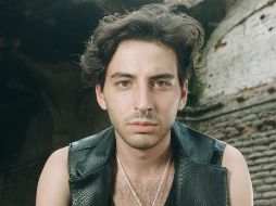 Ya se encuentra disponible su primer corte  'No Dispares'. Facebook / Rigo Vega L.A..