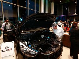 La firma coreana es de las pocas que sigue incrementando sus ventas en el país. EL INFORMADOR/Archivo