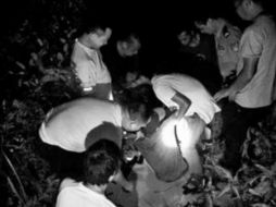 Un aldeano que había ido a pescar a un lago cercano escuchó a Gao pedir ayuda, y llamó a la Policía. ESPECIAL/South China Morning Post