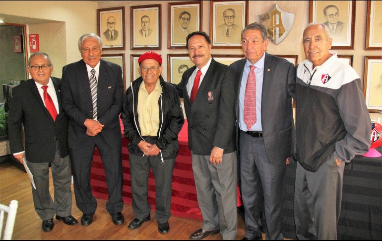 En el marco de la reunión se llevará a cabo un homenaje al plantel que llegó a la Final del torneo de Verano 1999. EL INFORMADOR/JAVIER ROBLES