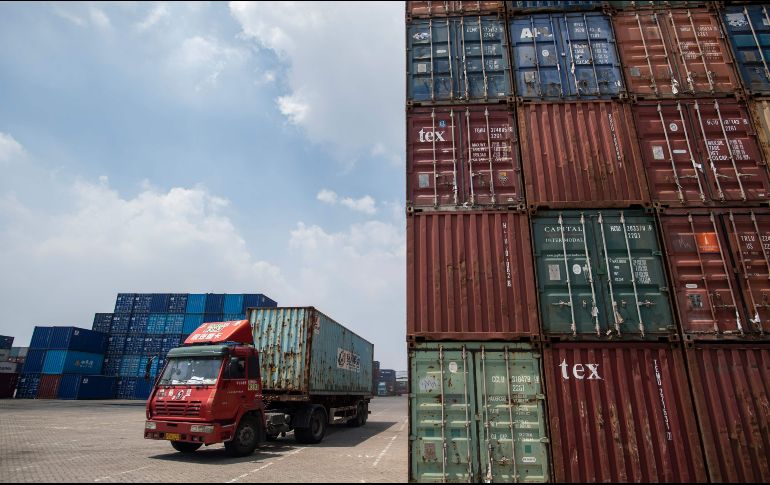 Los inversionistas han expresado alivio ante la idea de un cese al fuego en la guerra comercial que ha escalado durante meses. AFP/J. Eisele