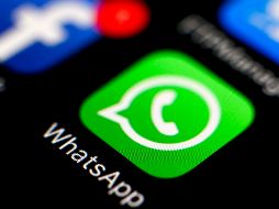 Los usuarios de WhatsApp aún pueden configurar su cuenta para hacer copias de seguridad automáticas en la nube o en el almacenamiento local. EFE / ARCHIVO