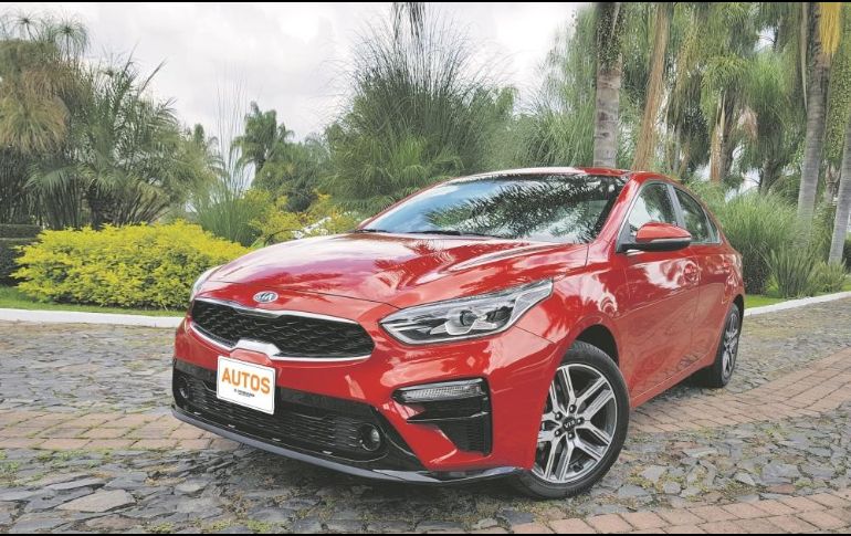 Esta semana en la portada de la edición presentamos los resultados de la prueba de manejo sobre el Kia Forte EX Premium IVT 2019.