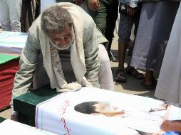 El ataque aéreo fue atribuido a la coalición liderada por Arabia Saudita; el arma empleada fue distribuía por EU como parte de un acuerdo, según el medio estadounidense. AFP / ARCHIVO