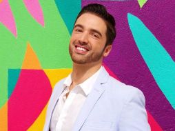 Carlos Girón está en el centro de la escena social y es el vínculo entre todos los integrantes de “Made in Mexico”. ESPECIAL