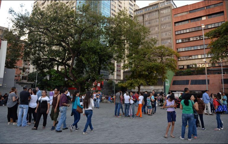 Indican que por el momento no existe alerta de tsunami ni reportes de daños o víctimas. AFP / F. Parra