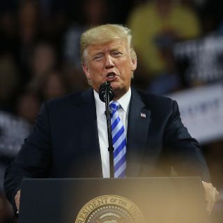 Trump se deslinda de veredicto contra Manafort