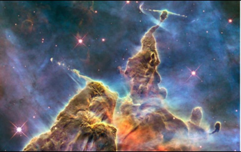 Expertos aseguran que los chorros de gas visibles en los picos, que son conocidos como 