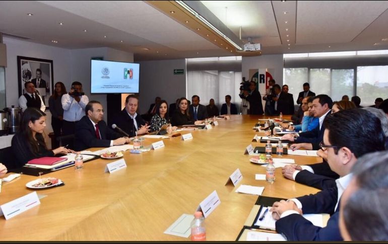 A través de Twitter, Navarrete Prida publicó fotos del evento. TWITTER/@navarreteprida