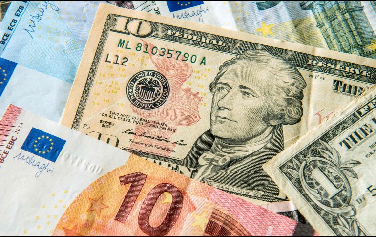 Banxico destaca que entre abril y junio, la economía mexicana, continuó captando recursos, sobre todo a través de inversión directa y de cartera. AFP / ARCHIVO