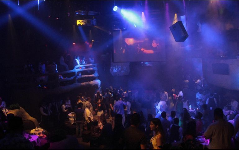 A los locales comerciales se les exige instalar equipo de monitoreo de ruido y los que sean sancionados en más de dos ocasiones en un año serán clausurados y se les revocará la licencia. EFE / ARCHIVO