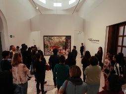 Amanda de la Garza ofreció un recorrido para adentrar al espectador en el arte contemporáneo a través de la exposición “Lecturas de un territorio fracturado”. EL INFORMADOR/G. Gallo