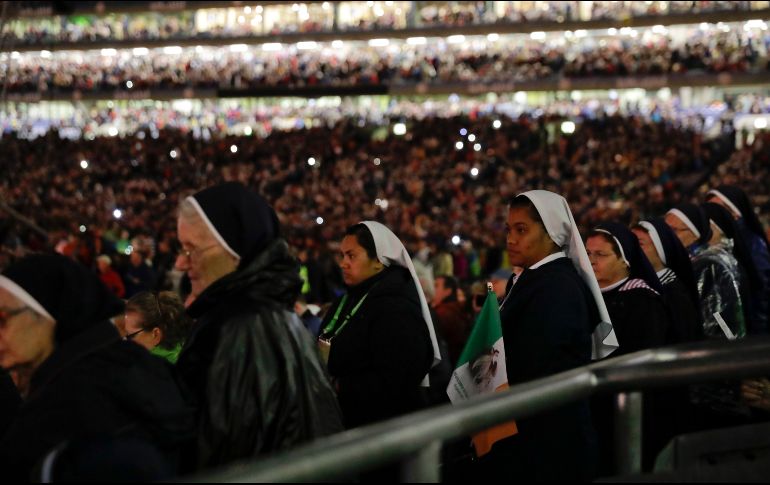 Un grupo de monjas escucha al pontífice durante su intervención. AP/M Dunham