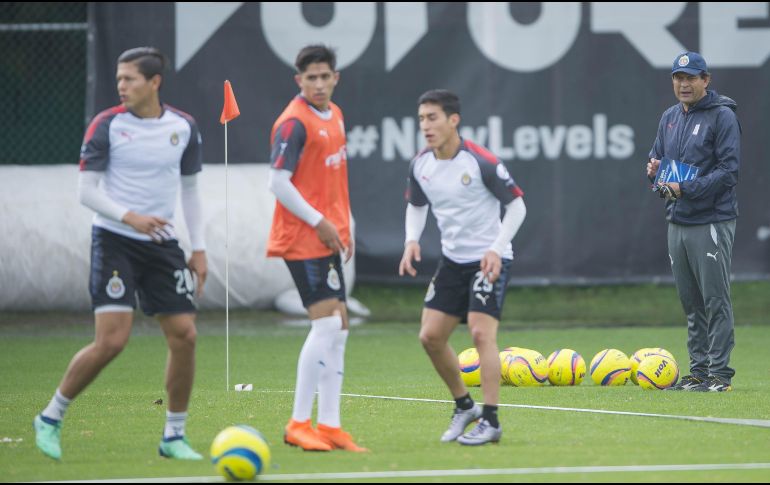 Los jugadores del Rebaño realizaron trabajo regenerativo y después hicieron ejercicios en espacios reducidos. MEXSPORT/ARCHIVO