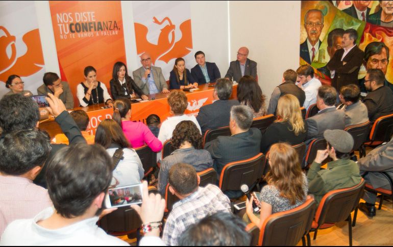 En reunión plenaria diputados y senadores de Movimiento Ciudadano definieron cuáles serían sus ejes de acción rumbo a la próxima legislatura. ARCHIVO / NOTIMEX