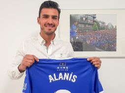 El mexicano dejó claro en que se encuentra ''muy feliz y comprometido con el proyecto'' y que lo afrontará con ''la máxima entrega y esfuerzo''. TWITTER / @RealOviedo