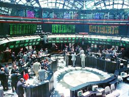 En el mercado accionario local se opera con un volumen de dos millones de títulos, por un importe económico de 69 millones de pesos. NTX / ARCHIVO