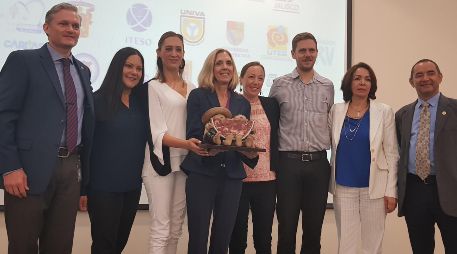 Ceremonia de premiación del onceavo Galardón al Niño ONI, entregado al colegio The American School Foundation of Guadalajara. EL INFORMADOR / A. Gallegos