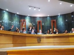 Los regidores también votaron para actualizar las tablas de valores catastrales de suelo para el próximo año, así como una cláusula para que el predial tenga un ajuste. TWITTER/ @PabloLemusN