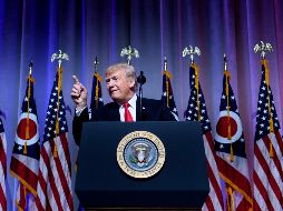 Durante su encuentro con pastores en la Casa Blanca la noche del lunes, Trump advirtió que su programa conservador estaba en juego si su partido perdía los comicios de medio mandato. AFP / ARCHIVO