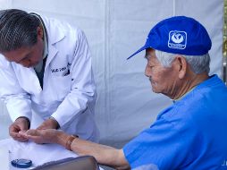 A través de estrategias como PrevenIMSS se pretende mejorar la calidad de vida en personas mayores de 60 años de edad y detectar factores de riesgo. NTX / ARCHIVO